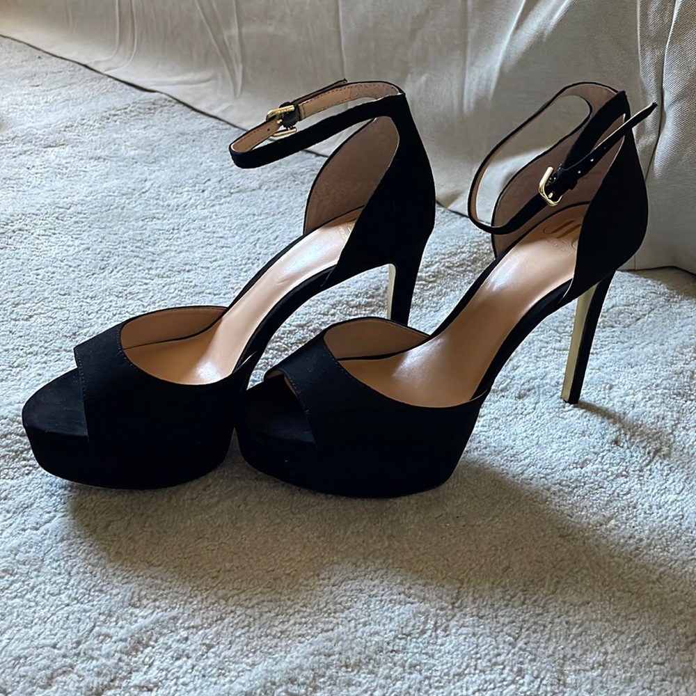 JLO Jennifer Lopez Idolina Platform Sandal